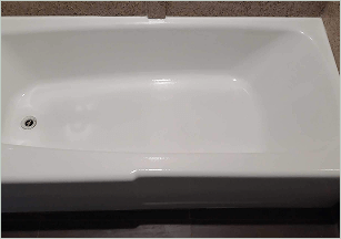 Apartment Tub and Shower Refinishing
