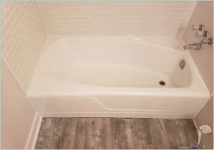 Apartment Tub and Shower Refinishing