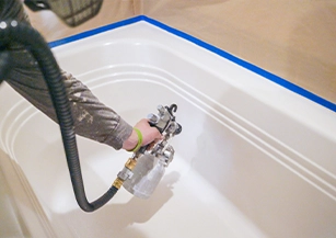Resort Bathtub Reglaze Painting